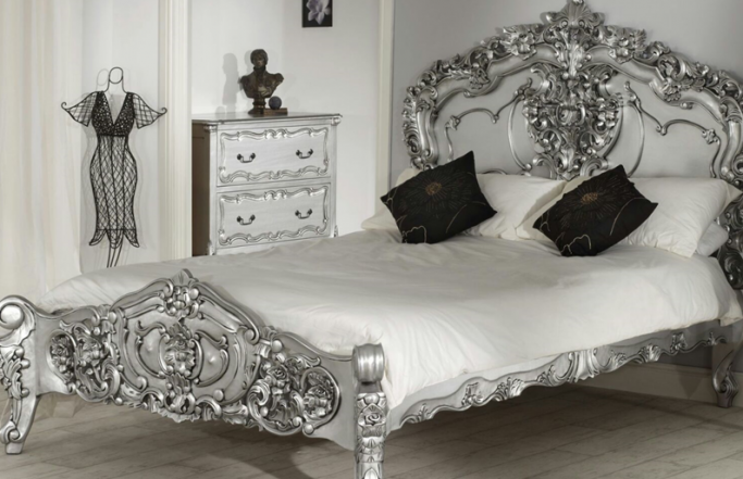 White Metal Furniture